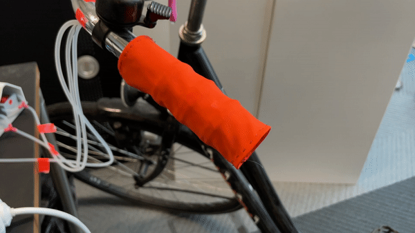 This GIF shows one example pattern that the Haptic Handlebar can generate.